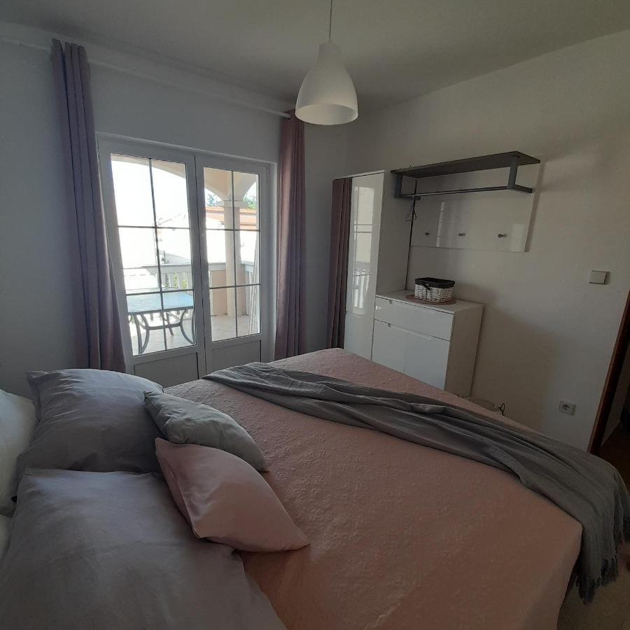 Apartments Filipovic Биоград на Мору Екстериор снимка