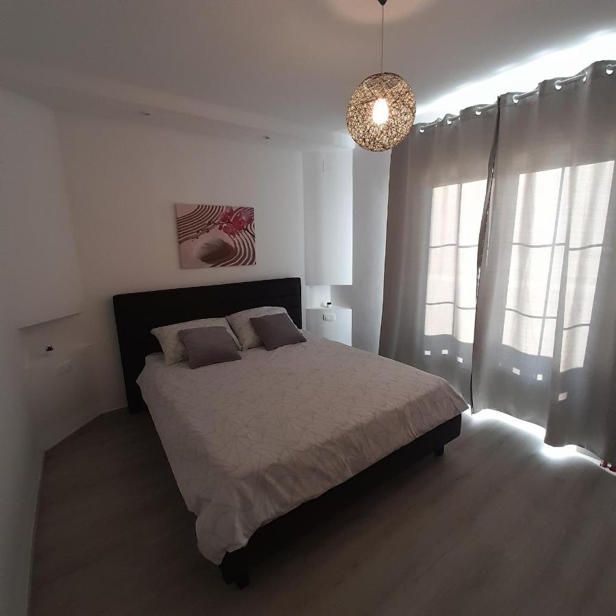 Apartments Filipovic Биоград на Мору Екстериор снимка